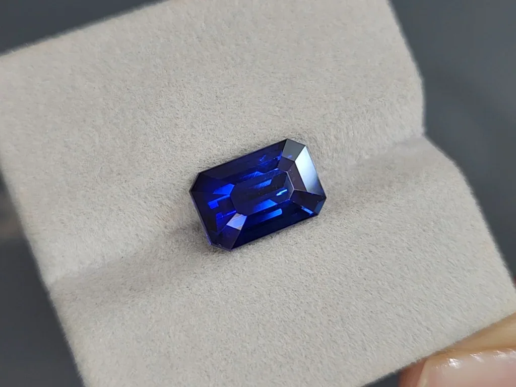 Сапфир Royal Blue в огранке октагон 6,05 карат, Шри-Ланка  Изображение №4