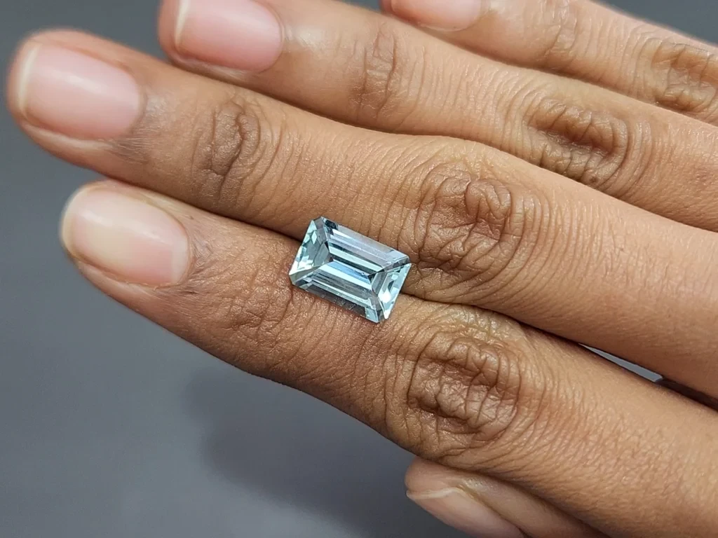 Аквамарин в огранке октагон 3,51 карата, Мадагаскар Изображение №2